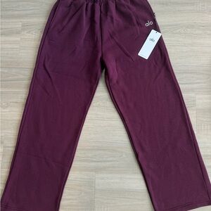 ALO Yoga Straight Leg Sweatpants in Deep Wine